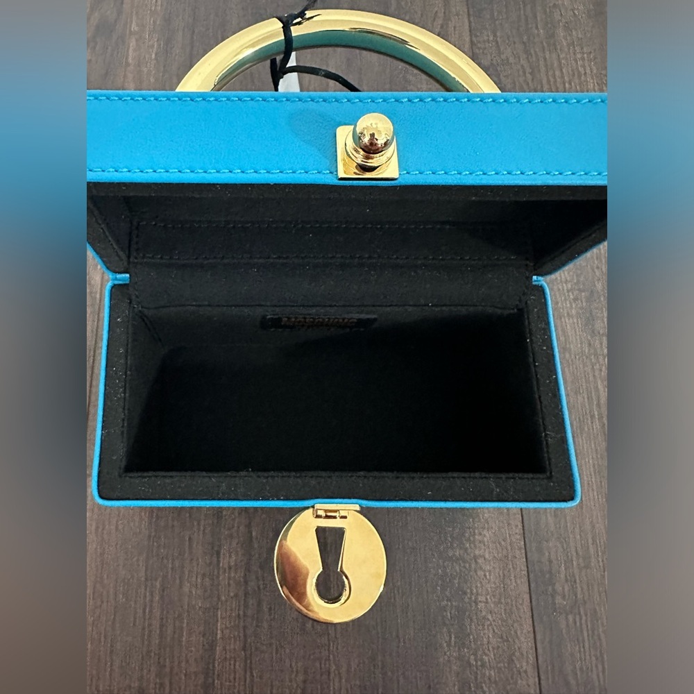 Moschino Milano Trunk/Chest Bag - Picture 2 of 14